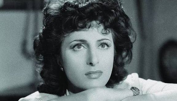 İtalyan sinemasının en güçlü kadın oyuncularından biri olarak kabul edilen Anna Magnani, beyazperdede yarattığı doğal, yoğun ve son derece insani karakterlerle 20. yüzyıl sinemasının unutulmaz isimleri arasına girmiştir. Onu diğer yıldızlardan ayıran en önemli özellik, kusursuz bir güzellik ya da ulaşılması zor bir yıldız imajı yaratmak yerine karakterlerinin gerçekliğini öne çıkarmasıydı.