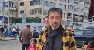 Türk tiyatro ve sinema dünyasında özellikle 1980'li ve 1990'lı yıllarda dikkat çeken isimlerden biri olan Osman Cavcı, sanat hayatına tiyatro geleneğinin içinden gelen ve sinemada farklı karakterlerle kendisini gösteren oyunculardan biridir. 1962 yılında İstanbul'da dünyaya gelen Cavcı, tiyatroyla erken yaşlarda tanışmış, ardından sinemaya geçiş yaparak Türk sinemasının önemli yapımlarında rol almıştır. Özellikle Yavuz Turgul imzalı 1987 yapımı Muhsin Bey filmindeki Osman karakteri, oyuncunun kariyerinde ayrı bir yere sahiptir.