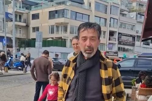 Türk tiyatro ve sinema dünyasında özellikle 1980'li ve 1990'lı yıllarda dikkat çeken isimlerden biri olan Osman Cavcı, sanat hayatına tiyatro geleneğinin içinden gelen ve sinemada farklı karakterlerle kendisini gösteren oyunculardan biridir. 1962 yılında İstanbul'da dünyaya gelen Cavcı, tiyatroyla erken yaşlarda tanışmış, ardından sinemaya geçiş yaparak Türk sinemasının önemli yapımlarında rol almıştır. Özellikle Yavuz Turgul imzalı 1987 yapımı Muhsin Bey filmindeki Osman karakteri, oyuncunun kariyerinde ayrı bir yere sahiptir.