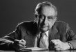 Edward Teller, 20. yüzyılın nükleer fizik ve teorik fizik tarihine damga vuran Macar-Amerikalı bir bilim insanıdır. Özellikle hidrojen bombasının geliştirilmesindeki öncü rolü nedeniyle tanınan Teller, aynı zamanda nükleer enerji, plazma fiziği, astrofizik ve savunma teknolojileri üzerine yaptığı çalışmalarla bilim tarihinin en tartışmalı isimlerinden biri olmuştur.