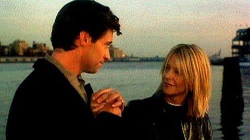2001 yapımı Büyülü Çift (Kate & Leopold), romantik komedi türünü zaman yolculuğu fikriyle birleştiren, modern yaşam ile 19. yüzyılın aristokrat dünyasını karşı karşıya getiren eğlenceli bir film. Yönetmenliğini James Mangold'un üstlendiği yapımda Meg Ryan, Hugh Jackman ve Liev Schreiber başrolleri paylaşıyor. Film, bir yandan klasik romantik komedilerin "doğru insanı bulma" temasını işlerken diğer yandan farklı dönemlerin değerleri, yaşam biçimleri ve insan ilişkileri arasındaki değişimi mizahi bir dille ele alıyor.