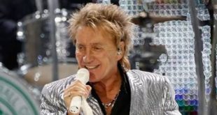 İngiliz müzik tarihinin en karakteristik seslerinden birine sahip olan Rod Stewart, rock müziğin sınırlarını aşarak pop, blues, soul, folk ve geleneksel Amerikan müziğiyle buluşturan önemli sanatçılardan biridir. Onu ilk birkaç saniyede tanımayı sağlayan pürüzlü vokali, enerjik sahne performansı ve kendine özgü yorumculuğu, 1960'lı yıllardan günümüze kadar uzanan kariyerinin en belirgin özellikleri arasında yer alır.