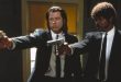 Ucuz Roman (Pulp Fiction), sinema tarihinin en fazla konuşulan, taklit edilen ve üzerinde yorum yapılan yapımlarından biridir. Quentin Tarantino’nun yönetmen koltuğunda oturduğu 1994 yapımı film, senaryosunu Tarantino’nun Roger Avary ile birlikte kaleme aldığı sıra dışı bir suç ve kara mizah örneğidir. Başrollerinde John Travolta, Samuel L. Jackson, Uma Thurman, Bruce Willis ve Ving Rhames gibi güçlü oyuncuların bulunduğu yapım, yalnızca hikâyesiyle değil, anlatım biçimi, karakterleri, diyalogları ve müzik kullanımıyla da 1990’lar sinemasının simge filmlerinden biri haline gelmiştir.