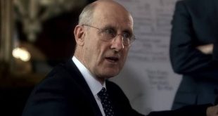 2008 yılında dünya ekonomisini sarsan küresel finans krizinin en çok konuşulan olaylarından biri, Lehman Brothers'ın iflası oldu. Yatırım bankacılığı sektörünün en köklü kuruluşlarından birinin birkaç gün içinde geri dönüşü son derece zor bir krizin merkezine yerleşmesi, yalnızca ekonomi çevrelerinin değil, kamuoyunun da dikkatini çekti. The Last Days of Lehman Brothers, işte bu tarihsel kırılmanın hemen öncesindeki günleri dramatik bir anlatımla ele alan 2009 yapımı İngiliz televizyon filmidir.