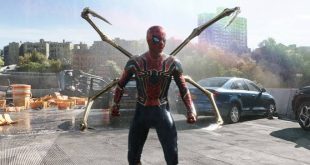 Marvel Sinematik Evreni’nin en dikkat çekici filmlerinden biri olan Örümcek Adam: Eve Dönüş Yok, 2021 yılında izleyiciyle buluşan ve Örümcek Adam karakterinin sinema serüveninde özel bir yere sahip olan yapımlardan biridir. Columbia Pictures ve Marvel Studios tarafından ortaklaşa hazırlanan film, Sony Pictures tarafından dağıtılmıştır.