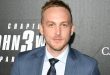 Robin Taylor adı, sinema ve televizyon dünyasında özellikle Gotham dizisindeki Oswald Cobblepot, yani Penguin karakteriyle öne çıkan Amerikalı oyuncu Robin Lord Taylor ile özdeşleşmiştir. Karakter oyunculuğundaki başarısı, güçlü mimikleri ve farklı türlerdeki yapımlarda sergilediği performanslarla dikkat çeken Taylor, kariyerini yalnızca tek bir role bağlı kalmadan geliştiren sanatçılardan biridir.