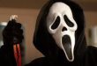 1996 yılında sinema salonlarına gelen Çığlık (Scream), korku türünün alışılmış sınırlarını zorlayan yapımlardan biri olarak sinema tarihindeki yerini aldı. Yönetmenliğini Wes Craven'ın, senaristliğini ise Kevin Williamson'ın yaptığı film; korku, gizem, gerilim ve kara mizahı aynı hikâyede buluşturmayı başardı.