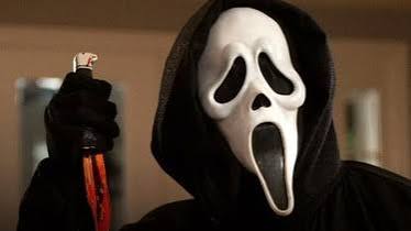 1996 yılında sinema salonlarına gelen Çığlık (Scream), korku türünün alışılmış sınırlarını zorlayan yapımlardan biri olarak sinema tarihindeki yerini aldı. Yönetmenliğini Wes Craven'ın, senaristliğini ise Kevin Williamson'ın yaptığı film; korku, gizem, gerilim ve kara mizahı aynı hikâyede buluşturmayı başardı.