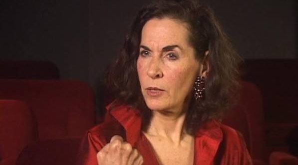 Randa Haines, özellikle insan ilişkilerini merkeze alan dramatik yapımlarıyla tanınan Amerikalı yönetmen ve yapımcılardan biridir. Sinema kariyeri boyunca çok sayıda filme imza atmamış olsa da yönettiği önemli yapımlar sayesinde Hollywood tarihinde kendine özgü bir yer edinmiştir. Haines'in adını geniş kitlelere duyuran film ise 1986 tarihli Başka Tanrının Çocukları (Children of a Lesser God) olmuştur.