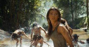 2024 yapımı Maymunlar Cehennemi: Yeni Krallık (Kingdom of the Planet of the Apes), yıllardır sinema tarihinin en dikkat çekici bilim kurgu serilerinden biri olan Maymunlar Cehennemi için yeni bir dönemin kapısını aralıyor. Wes Ball'un yönettiği film; Josh Friedman, Rick Jaffa, Amanda Silver ve Patrick Aison tarafından kaleme alınan senaryosuyla, önceki filmlerin bıraktığı mirası korurken anlatıyı farklı karakterler ve farklı bir zaman dilimi üzerinden yeniden şekillendiriyor.