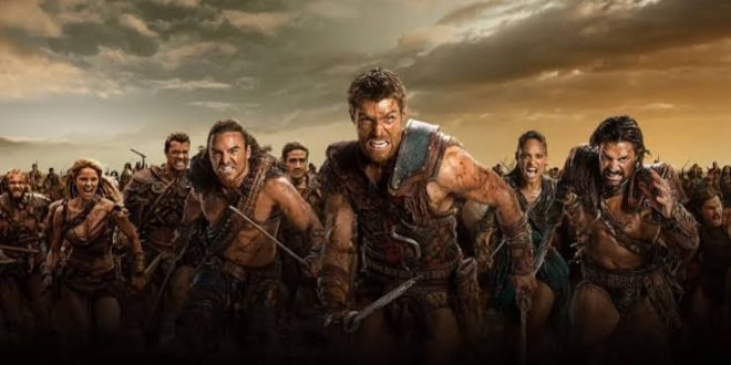 Spartaküs (Spartacus), ilk bölümü 22 Ocak 2010 tarihinde Starz ekranlarında yayınlanan ve kısa sürede televizyon dünyasının en dikkat çekici tarihsel drama yapımlarından biri hâline gelen bir dizidir. Antik Roma dönemini merkezine alan yapım; gladyatör dövüşleri, siyasi entrikalar, güç mücadeleleri, intikam duygusu ve özgürlük arayışını yüksek tempolu bir anlatımla bir araya getirir.