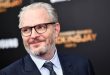 Francis Lawrence, sinema dünyasında özellikle görsel anlatım gücü yüksek yapımlarla tanınan Amerikalı yönetmenlerden biridir. Kariyerinin dikkat çekici tarafı ise Hollywood'a doğrudan uzun metrajlı filmlerle adım atmamış olmasıdır. Lawrence, önce müzik videoları çekerek kendine özgü bir görsel dil geliştirdi. Britney Spears, Jennifer Lopez, Justin Timberlake, Shakira, Lady Gaga, Aerosmith ve Janet Jackson gibi dünya çapında tanınan sanatçılarla çalışması, onu müzik sektörünün önde gelen klip yönetmenlerinden biri haline getirdi.