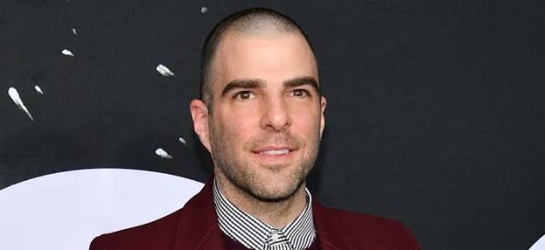 Bilim kurgu dünyasının unutulmaz karakterlerinden Spock'ı yeni nesil sinema izleyicisiyle buluşturan Zachary Quinto, televizyon ve sinema kariyerini tiyatro çalışmalarıyla destekleyen Amerikalı oyunculardan biridir. Özellikle Heroes dizisinde canlandırdığı Sylar ve Star Trek serisindeki Spock performanslarıyla dünya çapında tanınan Quinto, kariyerini yalnızca popüler yapımlarla sınırlamamıştır.