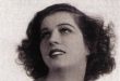 Anna Marly, İkinci Dünya Savaşı yıllarında bestelediği şarkılarla özgürlük mücadelesinin müzikal simgelerinden biri hâline gelen Rusya doğumlu Fransız şarkıcı, besteci, söz yazarı ve gitaristtir. Asıl adı Anna Yuryevna Betulinskaya olan sanatçı, özellikle Fransız Direnişi'nin unutulmaz eserlerinden Le Chant des Partisans ile tanınır. Müziği, savaş döneminin korkularını, işgal altındaki insanların umutlarını ve bağımsızlık arzusunu ifade eden güçlü bir anlatım aracına dönüşmüştür.