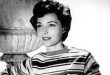 Margaret Field, Amerikan sinema ve televizyon dünyasında özellikle 1940'lı ve 1950'li yıllarda rol aldığı yapımlarla tanınan oyunculardan biridir. Hollywood'un klasik döneminde farklı türlerdeki film ve televizyon projelerinde yer alan sanatçı, oyunculuk kariyerinin yanı sıra ünlü oyuncu Sally Field'ın annesi olmasıyla da dikkat çekmiştir.