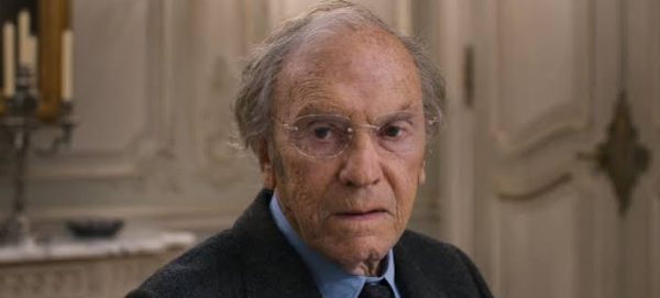 Avrupa sinemasının kendine özgü oyunculuk anlayışını temsil eden isimlerden Jean-Louis Trintignant, uzun sanat yaşamı boyunca canlandırdığı karakterlere kazandırdığı psikolojik derinlikle tanınmıştır. Fransız oyuncu, kariyerinde romantik filmlerden politik gerilimlere, felsefi dramalardan insan ruhunu sorgulayan sanat filmlerine kadar geniş bir alanda çalışmıştır. Gösterişli hareketlere başvurmadan duyguları aktarabilmesi, sessizliğin ve bakışların gücünü kullanması, onu sinema tarihinde farklı bir konuma taşımıştır.