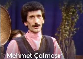 Anadolu'nun kültürel zenginliğini günümüze taşıyan en önemli unsurlardan biri, kuşaklar boyunca söylenerek yaşatılan türkülerdir. Bu ezgilerin unutulmaması, yalnızca onları seslendiren sanatçıların değil, derleyen, öğreten ve yeni nesillere aktaran müzik emekçilerinin de çabalarıyla mümkün olur. Mehmet Çalmaşur, Erzurum'un köklü halk müziği geleneğini yaşatmaya yönelik çalışmalarıyla tanınan isimlerden biridir.