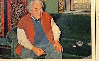 Türk tiyatrosunun kurumsallaşmaya başladığı yıllardan Cumhuriyet döneminin olgunlaşan sanat ortamına kadar uzanan uzun bir kariyer denildiğinde, Behzat Butak adı dikkat çeken sanatçılar arasında yer alır. Sahne üzerindeki güçlü karakter yorumları, farklı türlerdeki oyunlarda gösterdiği başarı ve erken dönem Türk sinemasındaki çalışmaları, onu yalnızca kendi döneminin değil, Türk sahne sanatları tarihinin de önemli isimlerinden biri haline getirmiştir.