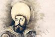 Osman Gazi, Osmanlı Devleti’nin kuruluşuna öncülük eden ve Osmanlı hanedanının ilk hükümdarı olarak kabul edilen tarihî bir liderdir. XIII. yüzyılın sonlarında Anadolu’nun kuzeybatısında siyasi nüfuzunu artıran Osman Gazi, Bizans İmparatorluğu sınırındaki mücadeleleri değerlendirerek küçük bir Türkmen beyliğinin güçlenmesini sağladı. Onun döneminde başlayan siyasi oluşum, sonraki hükümdarların yönetiminde büyüyerek dünya tarihinin en uzun ömürlü devletlerinden biri hâline geldi.