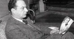 İtalyan sinema tarihinde bazı sanatçılar, kamera önündeki performanslarıyla öne çıkarken bazıları da sesleri aracılığıyla milyonlarca izleyicinin hafızasında yer edinir. Emilio Cigoli, bu iki alanı bir araya getiren ve özellikle seslendirme çalışmalarıyla tanınan sanatçılardan biridir. Tiyatro sahnesinde başlayan kariyerini sinema, radyo ve dublaj alanlarına taşıyan Cigoli, İtalya'da yabancı filmlerin seyirciyle buluşmasına önemli katkılar sağlamıştır.