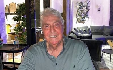 Anadolu'nun kültürel birikimini günümüze taşıyan türküler, geçmişin izlerini melodiler ve sözler aracılığıyla yaşatmaya devam ediyor. Bu köklü geleneğin temsilcileri arasında yer alan Ümit Tokcan, kendine özgü ses rengi, farklı yörelere uzanan repertuvarı ve halk müziğine yönelik çalışmalarıyla tanınan sanatçılardan biridir. Karadeniz'in ezgilerinden Orta Anadolu'nun içli bozlaklarına kadar uzanan müzik anlayışı, onun geniş bir müzikal kültürle ilişki kurmasını sağlamıştır.