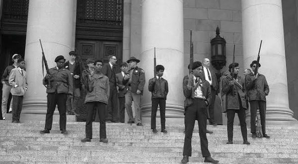 Kara Panter Partisi, 1960'lı yıllarda Amerika Birleşik Devletleri'nde ırkçılığa, polis şiddetine ve siyahilerin maruz kaldığı toplumsal eşitsizliklere karşı mücadele etmek amacıyla kurulan siyasi bir örgüttür. İngilizcede Black Panther Party adıyla bilinen hareket, Amerikan siyah özgürlük mücadelesinin en dikkat çekici oluşumlarından biri olarak tarihe geçmiştir. Örgüt, yalnızca ırk ayrımcılığına karşı yürüttüğü faaliyetlerle değil, siyah toplumun ekonomik, sosyal ve siyasi haklarını savunan programlarıyla da tanınır.