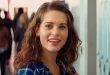 Lyndsy Fonseca, çocuk yaşlarda başladığı oyunculuk kariyerini televizyon ve sinema arasında sürdüren Amerikalı oyunculardan biridir. Farklı türlerdeki yapımlarda canlandırdığı karakterlerle tanınan Fonseca; özellikle How I Met Your Mother, Nikita, Desperate Housewives, Agent Carter ve Kick-Ass gibi projelerdeki rolleriyle geniş bir izleyici kitlesine ulaşmıştır.