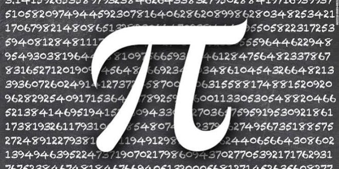 Matematik dünyasının en tanınmış sabitlerinden biri olan pi sayısı, dairelerin geometrisinden uzay araştırmalarına, mühendislik hesaplamalarından bilgisayar teknolojilerine kadar pek çok alanda önemli bir yere sahiptir. Yunanca bir harf olan π ile gösterilen bu sayı, bir çemberin çevresinin çapına oranını ifade eder. Basit bir geometrik ilişkiden doğmasına rağmen sonsuz basamağa sahip olması ve basamaklarının belirli bir döngüyle tekrar etmemesi, pi sayısını matematiğin en ilgi çekici konularından biri hâline getirir.