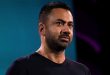 Hollywood'da bazı oyuncular tek bir rolle özdeşleşirken bazıları kariyerlerini farklı alanlara taşıyarak çok daha geniş bir portre ortaya koyar. Kal Penn, bu ikinci gruba giren isimlerden biridir. Komedi türünün sevilen yapımlarından televizyon dramalarına uzanan oyunculuk kariyerinin yanı sıra yapımcılık, yazarlık ve kamu hizmeti deneyimiyle dikkat çeken Penn, alışılmış Hollywood kariyerlerinden oldukça farklı bir yol izledi.