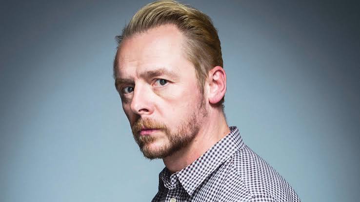 İngiliz sinemasının komedi, bilim kurgu ve aksiyon türlerini aynı potada buluşturan isimlerinden biri olan Simon Pegg, oyunculuğunun yanı sıra senaristlik ve yapımcılık çalışmalarıyla da tanınır. Özellikle Shaun of the Dead, Hot Fuzz ve The World's End filmleriyle oluşturduğu komedi dünyası, onu kült sinemanın önemli isimlerinden biri haline getirmiştir.