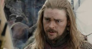 Hollywood'da özellikle aksiyon ve bilim kurgu türündeki yapımlarla tanınan Karl Urban, farklı dönemlerde birbirinden oldukça farklı karakterlere hayat veren Yeni Zelandalı oyunculardan biridir. Éomer, Dr. Leonard “Bones” McCoy, Judge Dredd, Skurge ve Billy Butcher gibi karakterlerle geniş bir izleyici kitlesine ulaşan Urban, kariyerini tek bir oyunculuk türüyle sınırlamayan isimlerden biri olarak öne çıkar.