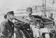 Osmanlı İmparatorluğu’nun son dönemine damga vuran isimlerden biri olan Sultan Vahdettin, devletin tarih sahnesinden çekildiği yıllarda tahtta bulunan hükümdardır. Asıl adı Mehmet Vahdettin olan Sultan VI. Mehmed, 1918 yılında başlayan saltanatı boyunca savaşın sonuçları, yabancı devletlerin baskısı, Anadolu’daki bağımsızlık hareketi ve yönetim krizleriyle karşı karşıya kalmıştır. Onun hükümdarlığı, yalnızca Osmanlı hanedanının son yıllarını değil, Türkiye’nin yeni bir siyasi düzene geçişini de kapsar.