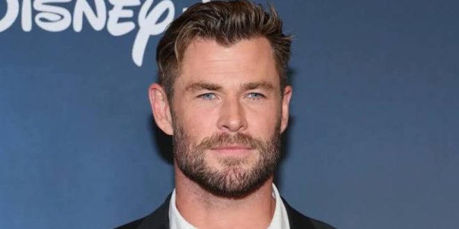 Hollywood'da bazı oyuncular vardır; bir karakterle öylesine güçlü biçimde özdeşleşirler ki, canlandırdıkları kişi zamanla kariyerlerinin ayrılmaz bir parçasına dönüşür. Chris Hemsworth de bu isimlerden biridir. Avustralyalı oyuncu, Marvel Sinematik Evreni'nde canlandırdığı Thor karakteri sayesinde dünya çapında tanınmış, ancak kariyerini yalnızca süper kahraman filmleriyle sınırlamamıştır.