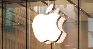 Teknoloji sektöründe küresel ölçekte etkili olan şirketler arasında Apple, yenilikçi ürünleri, kendine özgü tasarım anlayışı ve yazılım ile donanımı bir arada geliştiren iş modeliyle öne çıkar. Akıllı telefonlardan kişisel bilgisayarlara, dijital içerik platformlarından giyilebilir cihazlara kadar geniş bir alanda faaliyet gösteren şirket, teknoloji kullanımının günlük yaşamın bir parçası hâline gelmesinde önemli rol oynamıştır. iPhone, Mac, iPad ve Apple Watch gibi ürünler, markanın dünya çapında tanınmasını sağlayan başlıca teknolojiler arasında yer alır.