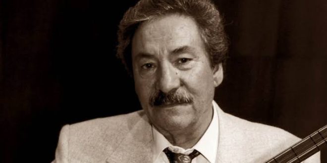 Anadolu'nun müzik geleneği, kuşaktan kuşağa aktarılan ezgiler, sözlü anlatılar ve halkın ortak hafızasında yer edinen türkülerle şekillenmiştir. Bu kültürel birikimin yaşatılmasında önemli rol oynayan isimlerden biri de Ali Ekber Çiçek'tir. Bağlamasıyla geleneksel ezgilere hayat veren, kendine özgü yorumuyla dinleyicilerin gönlünde yer edinen sanatçı, Türk halk müziğinin unutulmaz temsilcileri arasında gösterilir.